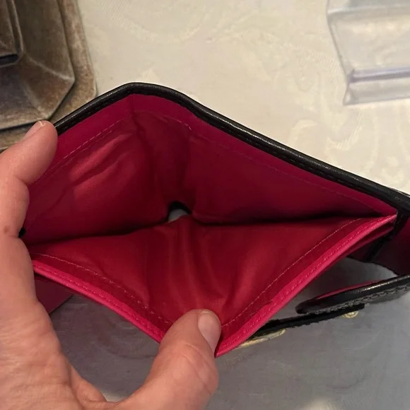 Coach‎ Y2K Legacy Turnlock Wallet Black Leather & Brass - Picture 11 of 14